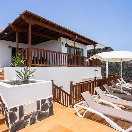 Valeria With Private Heated Pool Hot Tub And Childrens Play Area *